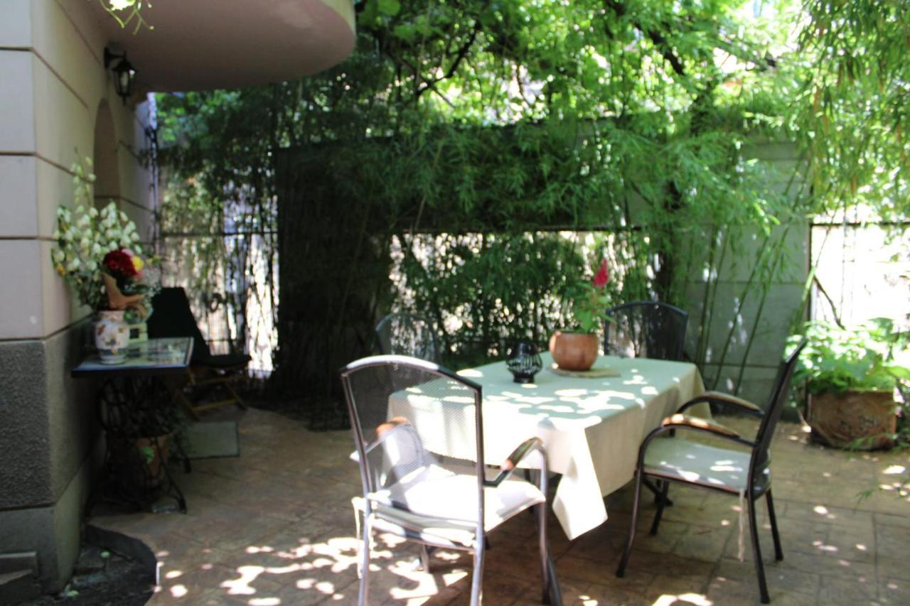 Garden Center Apartment Novi Sad Luaran gambar