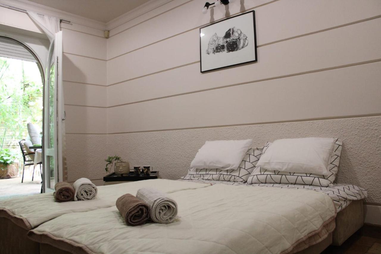 Garden Center Apartment Novi Sad Luaran gambar